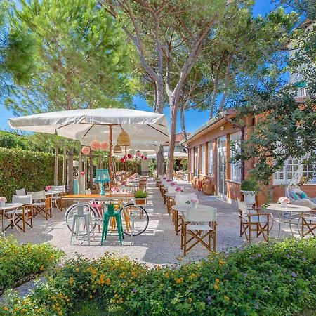 Hotel La Pineta Al Mare Forte dei Marmi Eksteriør billede