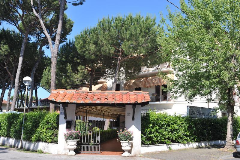 Hotel La Pineta Al Mare Forte dei Marmi Eksteriør billede
