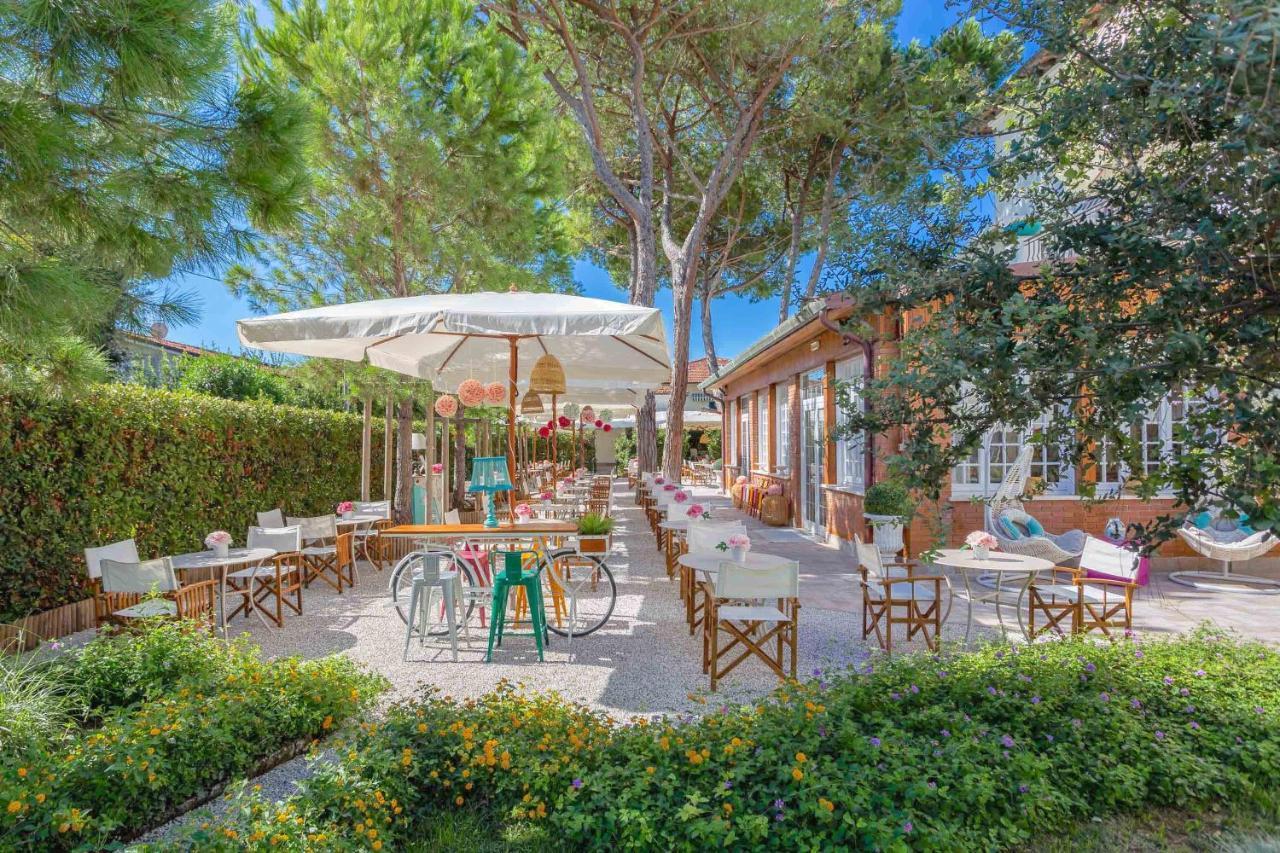 Hotel La Pineta Al Mare Forte dei Marmi Eksteriør billede